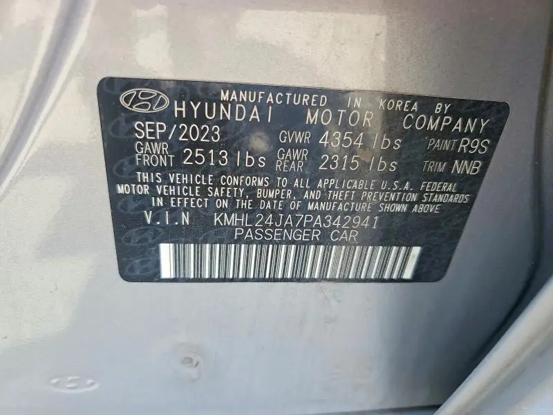 2023 HYUNDAI SONATA SE  