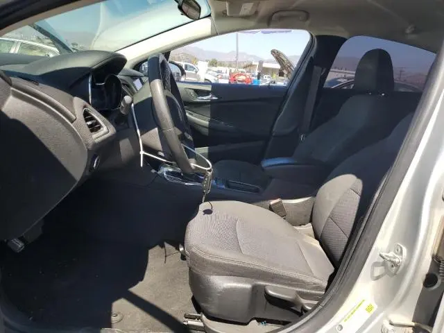 2017 CHEVROLET CRUZE LT  