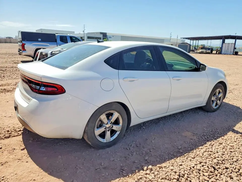 2015 DODGE DART SXT  