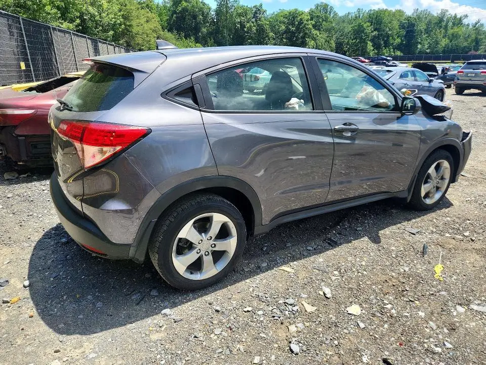 2017 HONDA HR-V LX  