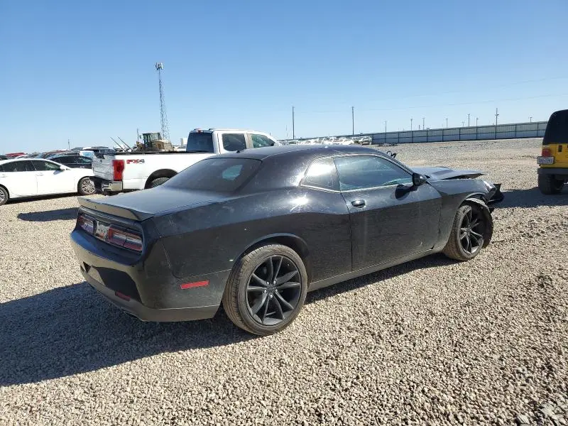 2016 DODGE CHALLENGER SXT  