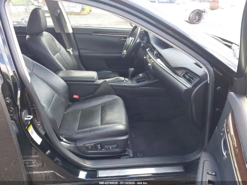 2013 LEXUS ES 350  