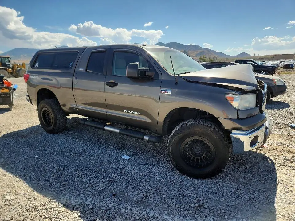 2010 TOYOTA TUNDRA DOUBLE CAB SR5  