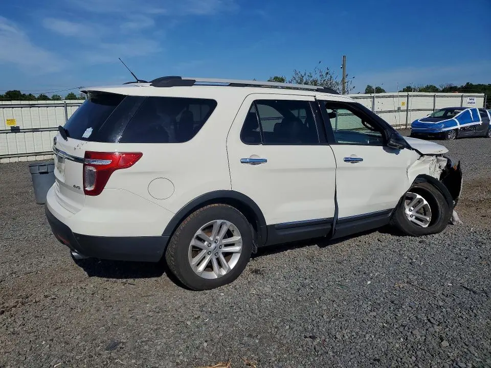 2012 FORD EXPLORER XLT  
