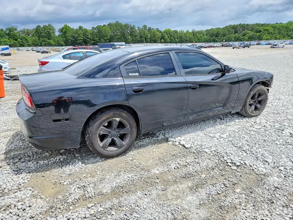 2014 DODGE CHARGER SE  