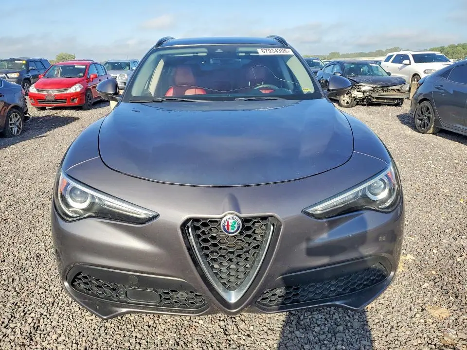 2018 ALFA ROMEO STELVIO SPORT  