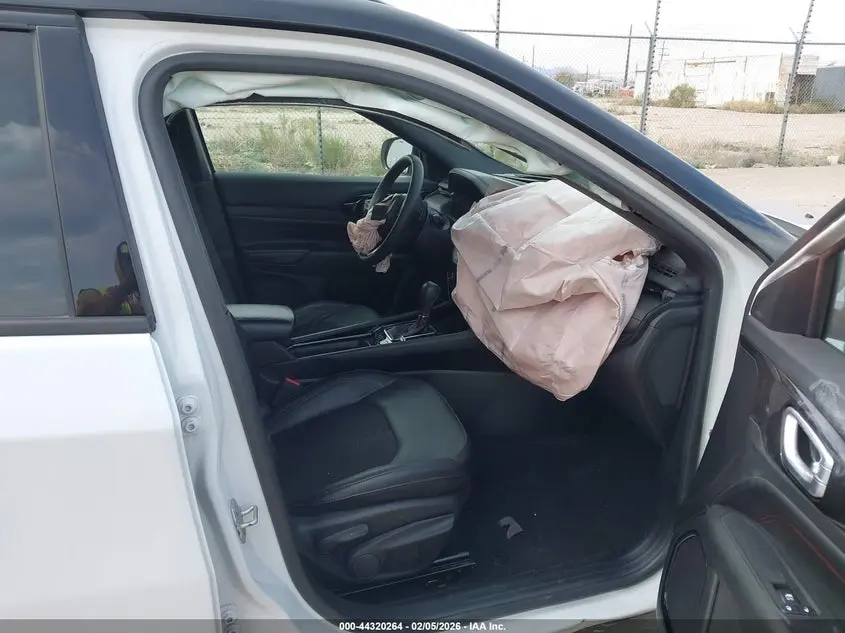 2024 JEEP COMPASS TRAILHAWK 4X4