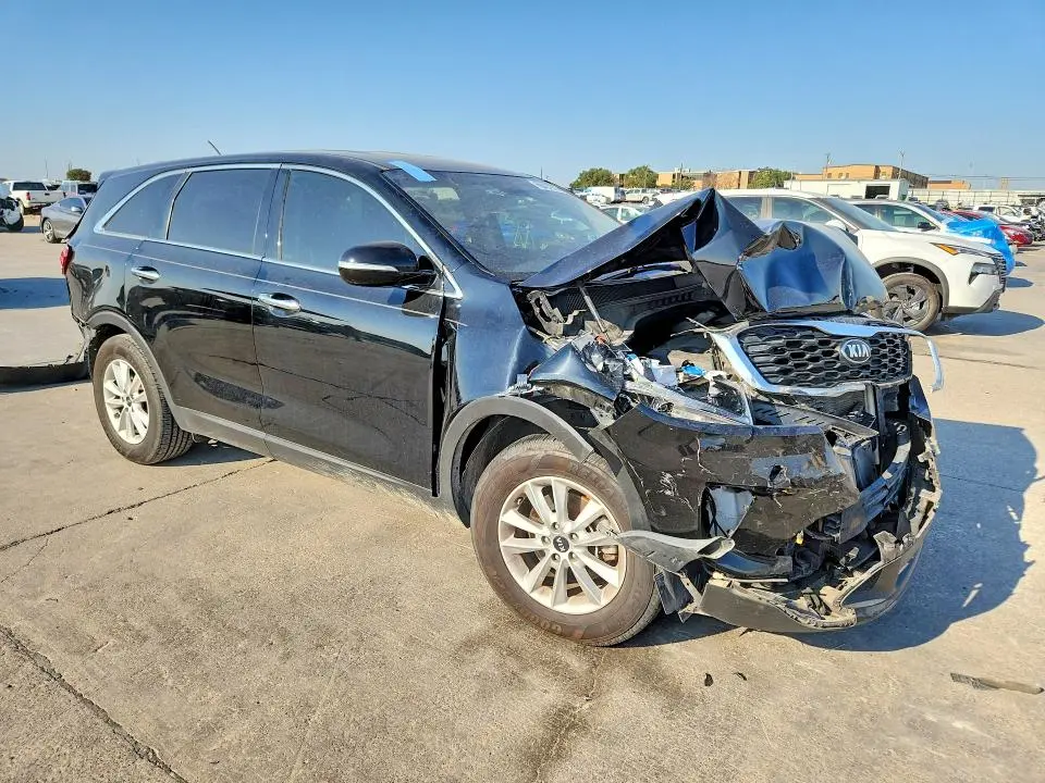 2020 KIA SORENTO LX  