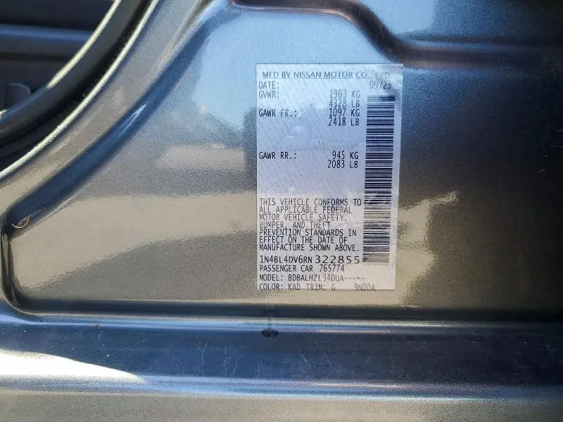2024 NISSAN ALTIMA SV  