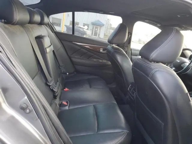 2015 INFINITI Q50 BASE  