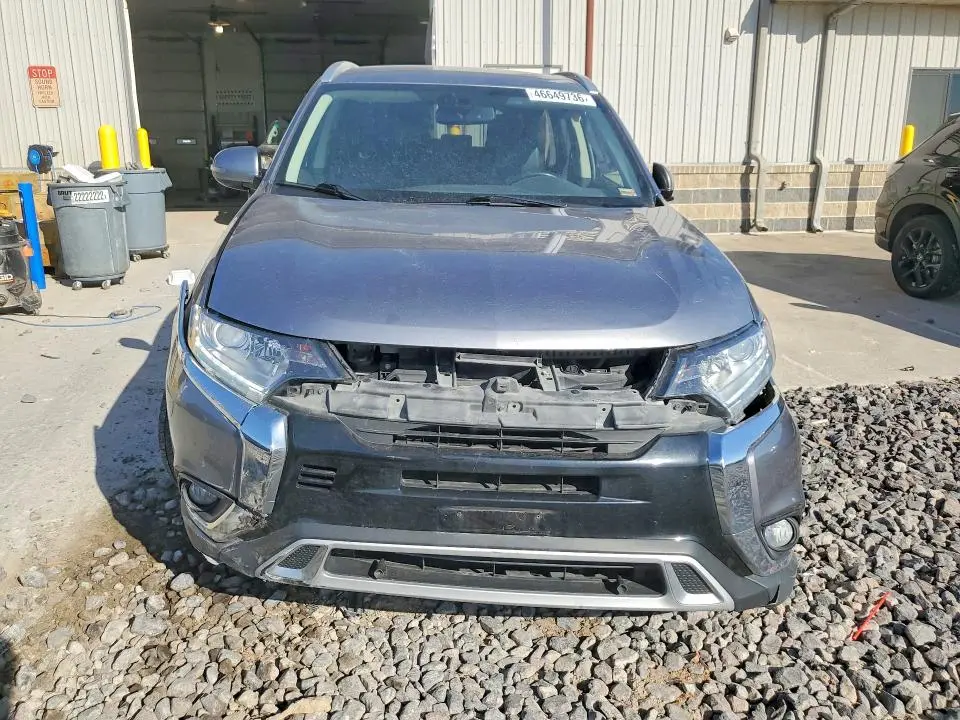 2019 MITSUBISHI OUTLANDER SE  