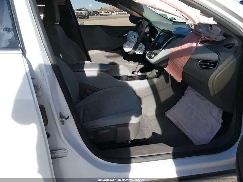 2017 CHEVROLET MALIBU 1FL