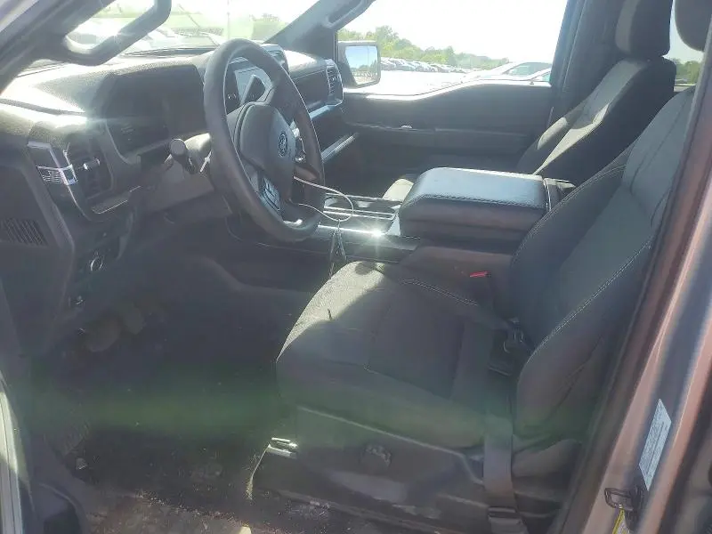 2025 FORD F150 STX  