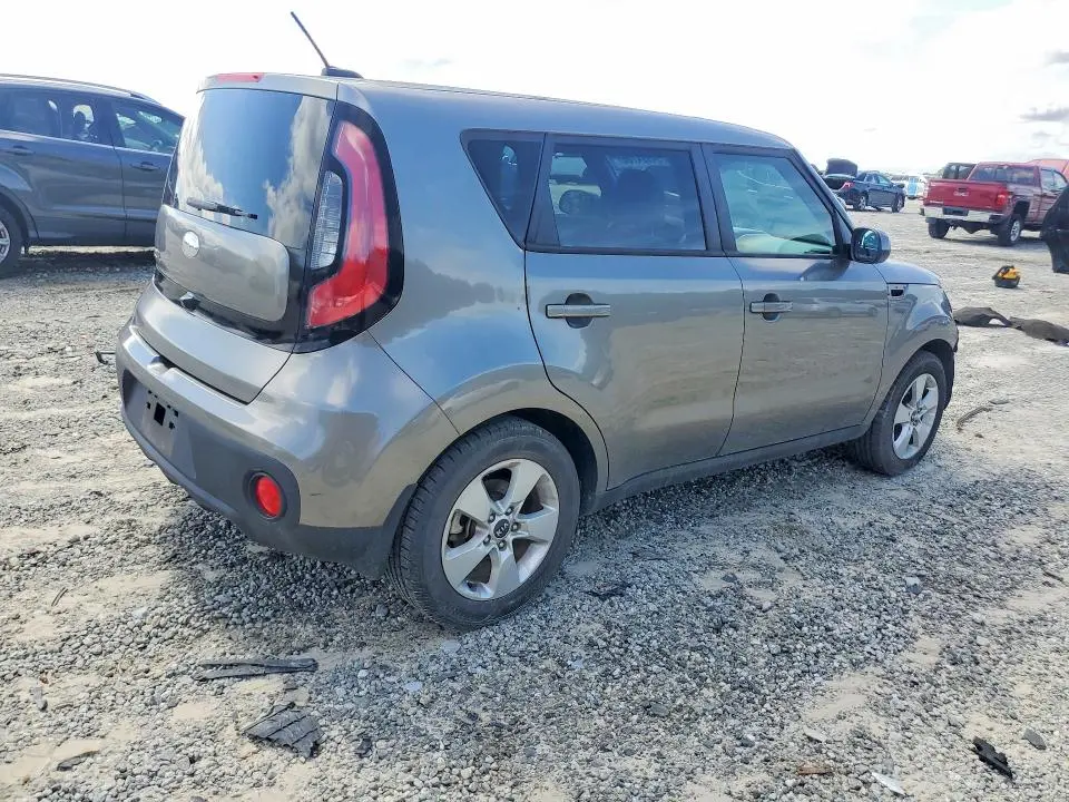 2018 KIA SOUL BASE  