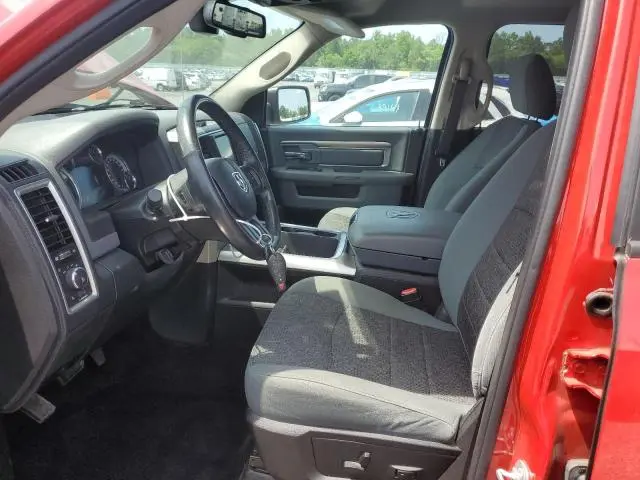 2016 RAM 1500 SLT  