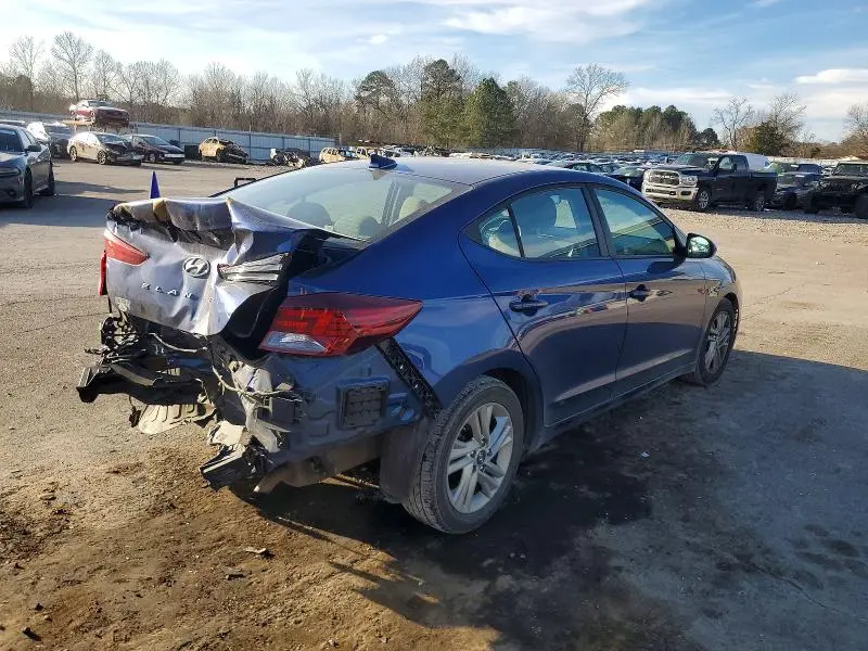 2020 HYUNDAI ELANTRA SEL  