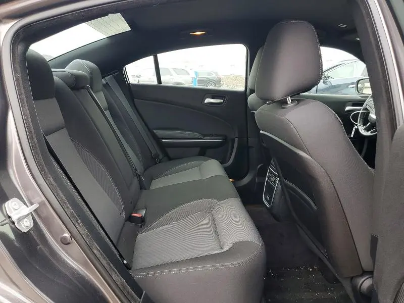 2018 DODGE CHARGER SXT  