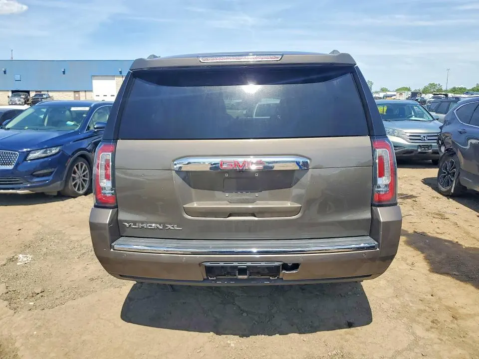 2016 GMC YUKON XL DENALI  