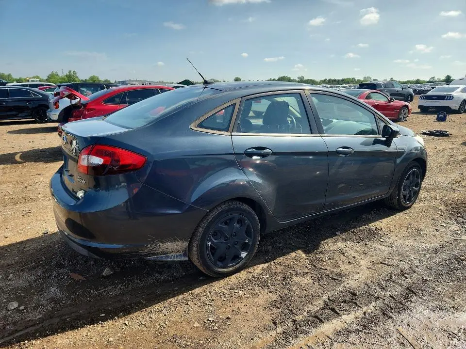 2011 FORD FIESTA SE  