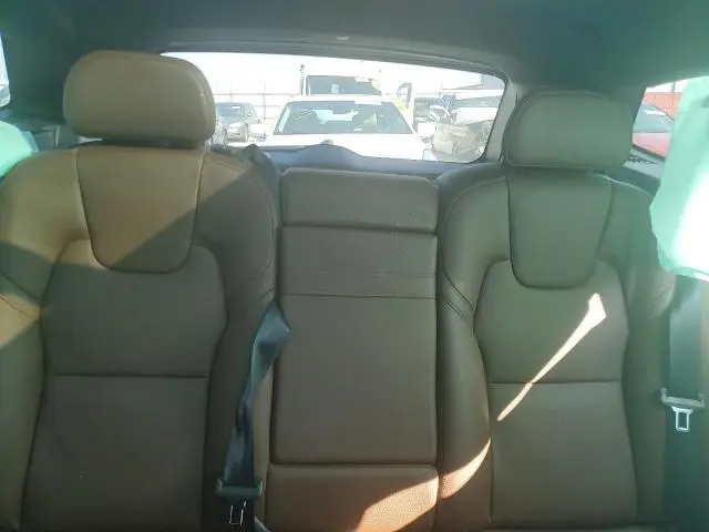 2021 VOLVO XC60 T5 MOMENTUM  