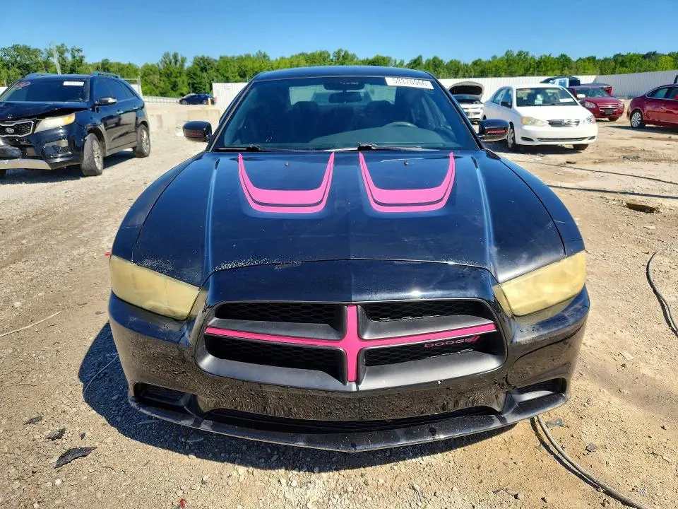 2012 DODGE CHARGER SE  