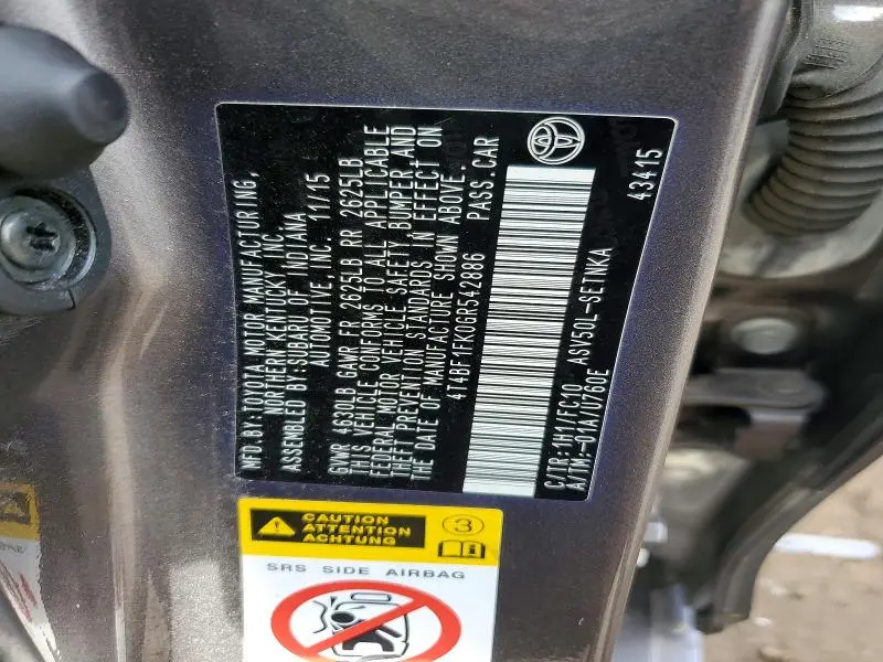 2016 TOYOTA CAMRY LE  