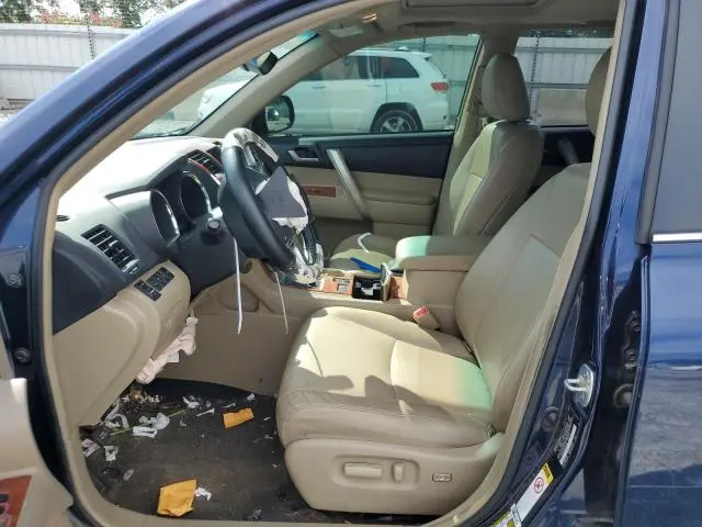 2012 TOYOTA HIGHLANDER BASE  