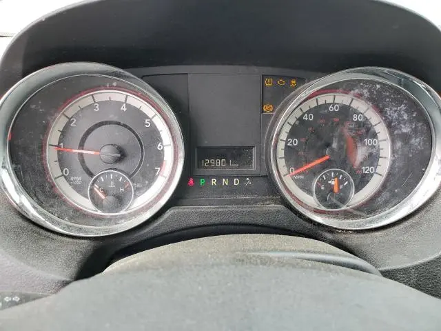 2016 DODGE GRAND CARAVAN SE  