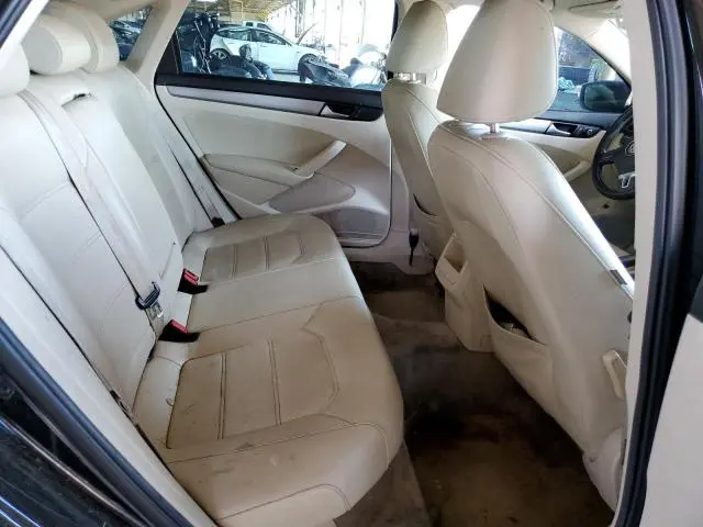 2015 VOLKSWAGEN PASSAT S