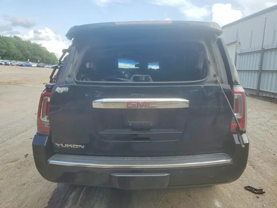 2017 GMC YUKON DENALI  