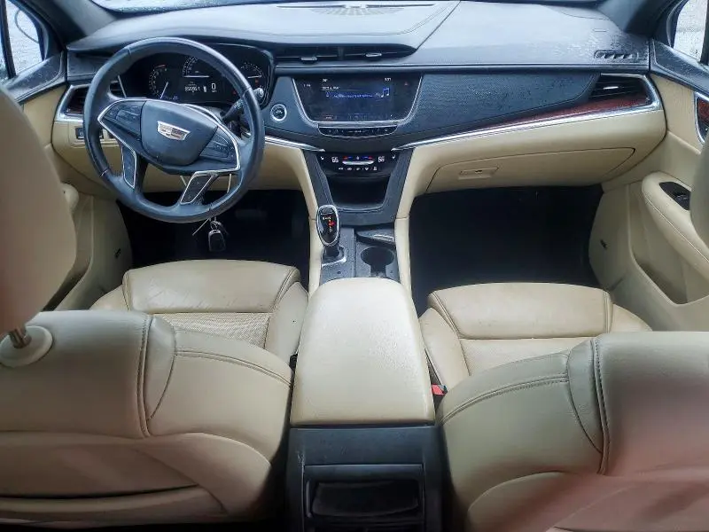 2018 CADILLAC XT5 LUXURY  