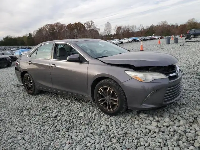 2016 TOYOTA CAMRY LE  