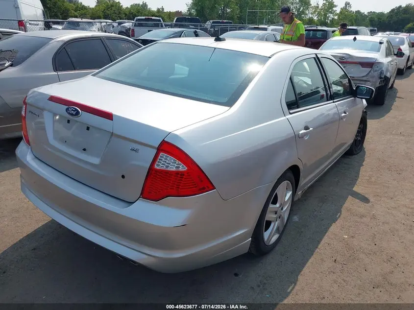 2011 FORD FUSION SE