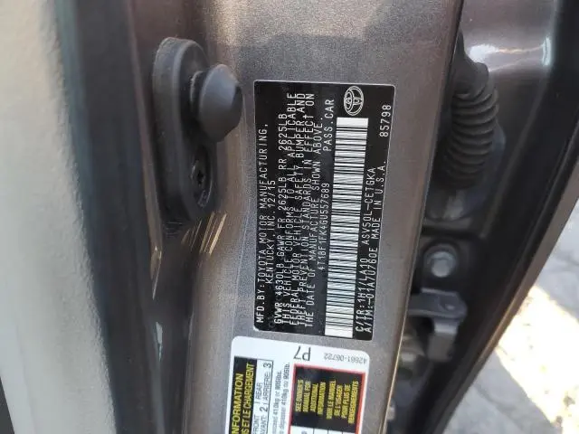 2016 TOYOTA CAMRY LE  