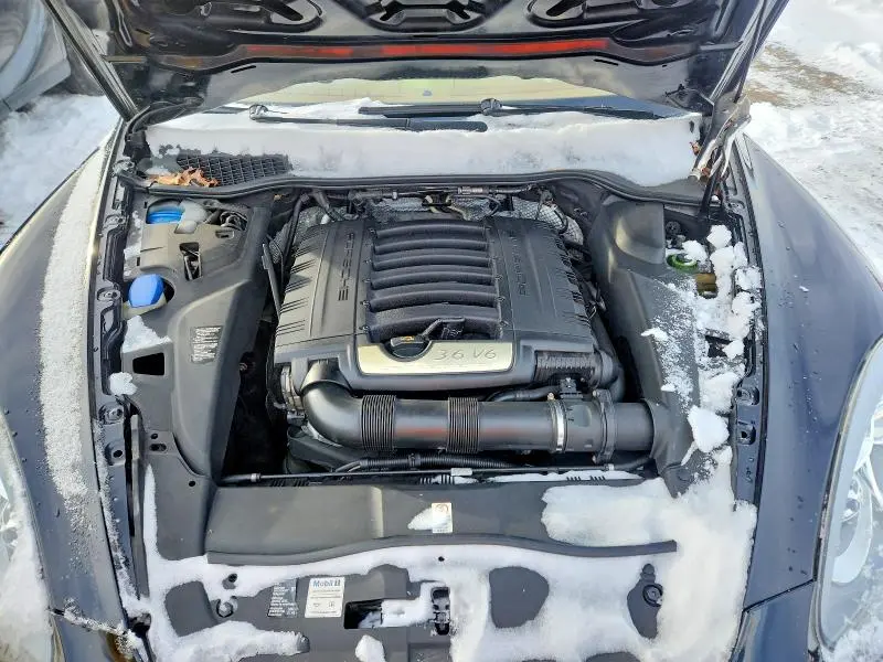 2012 PORSCHE CAYENNE   