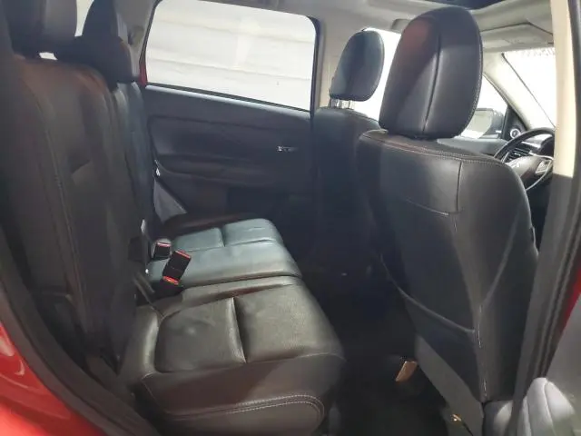 2015 MITSUBISHI OUTLANDER SE
