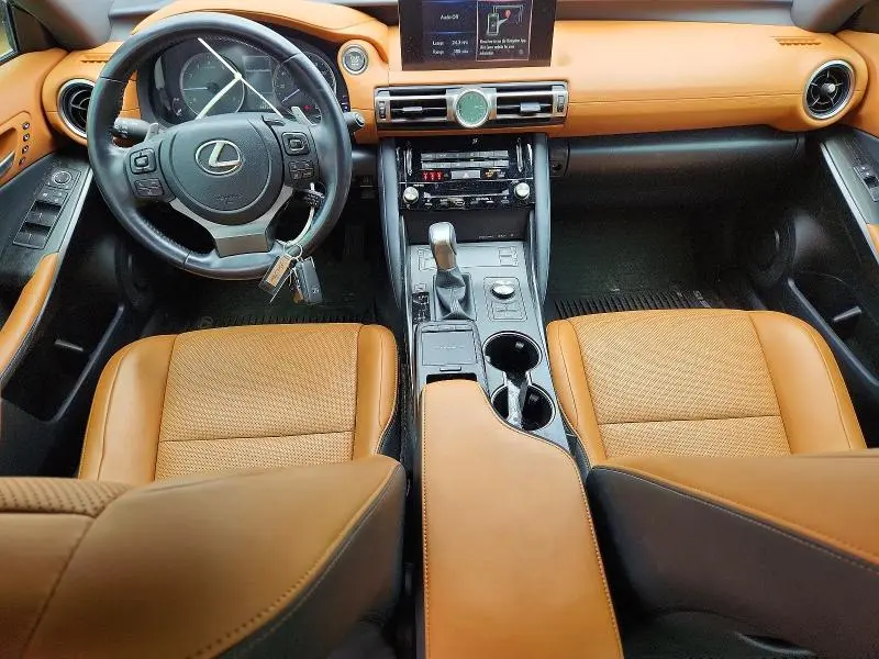 2022 LEXUS IS 300  