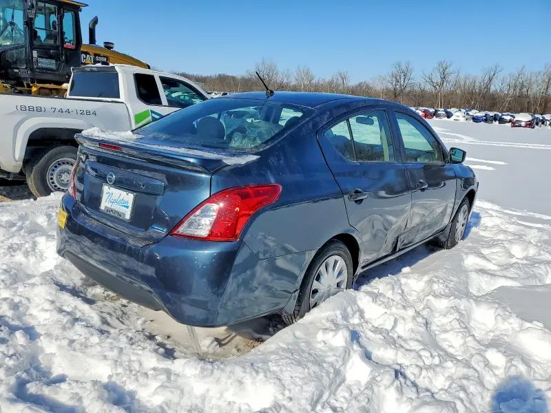 2016 NISSAN VERSA S  