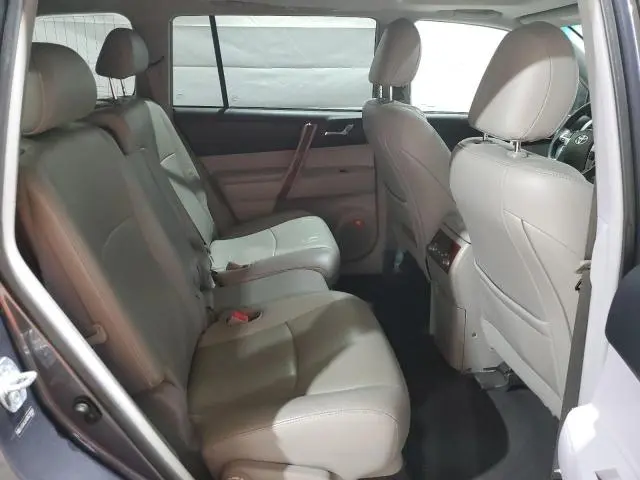 2013 TOYOTA HIGHLANDER LIMITED  