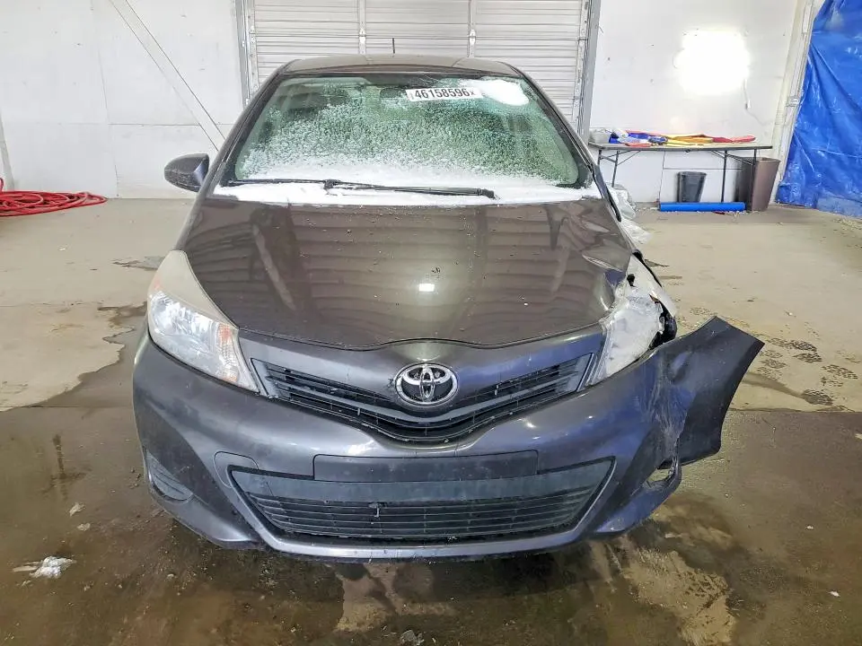 2013 TOYOTA YARIS 5-DOOR LE  