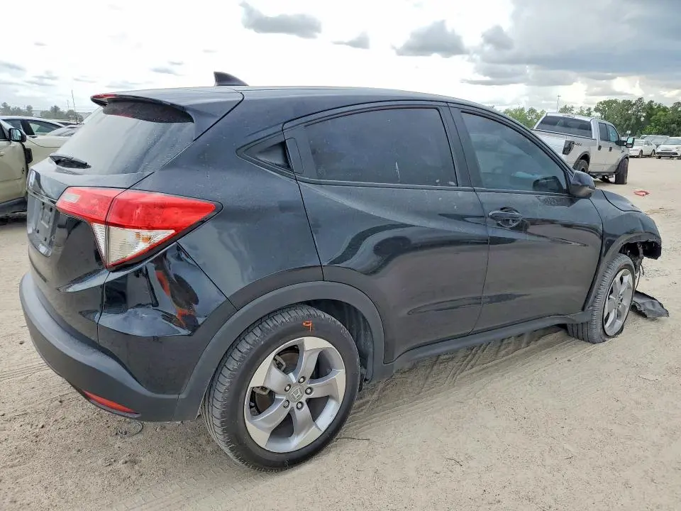 2022 HONDA HR-V LX  