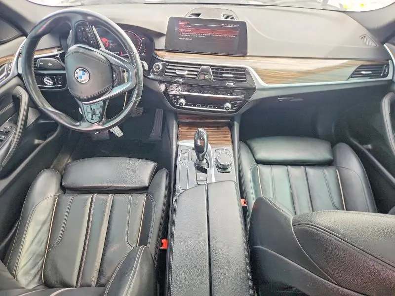 2020 BMW 530 XI  