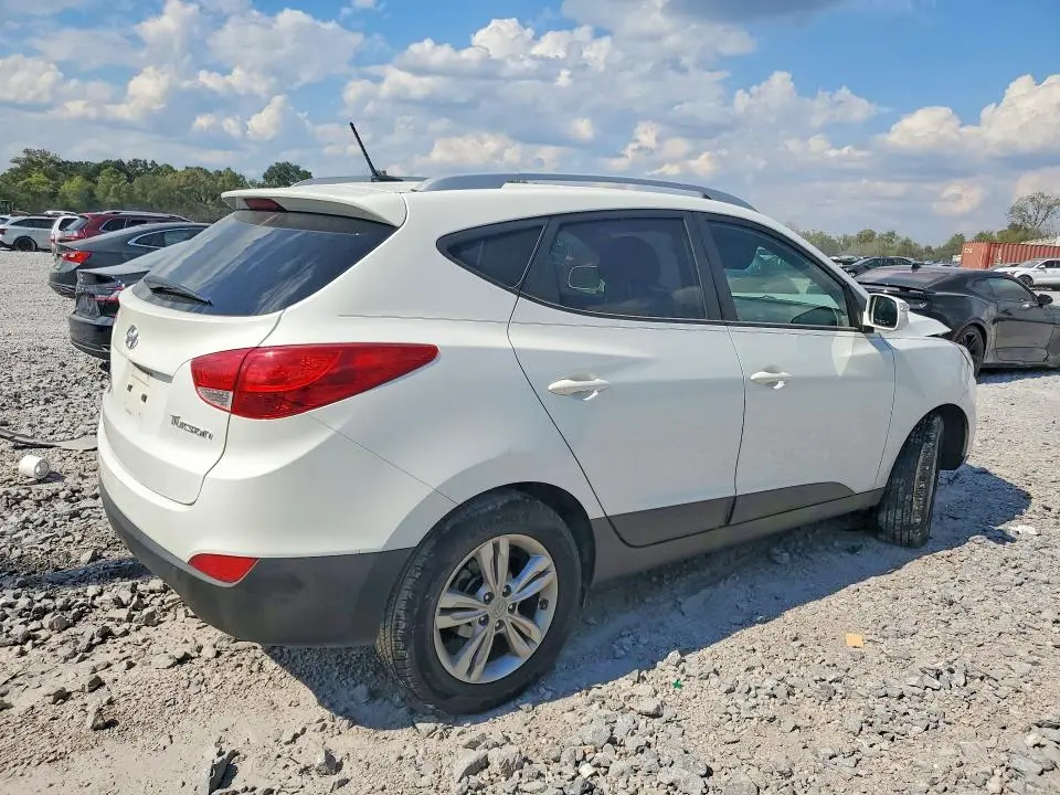 2013 HYUNDAI TUCSON GLS  