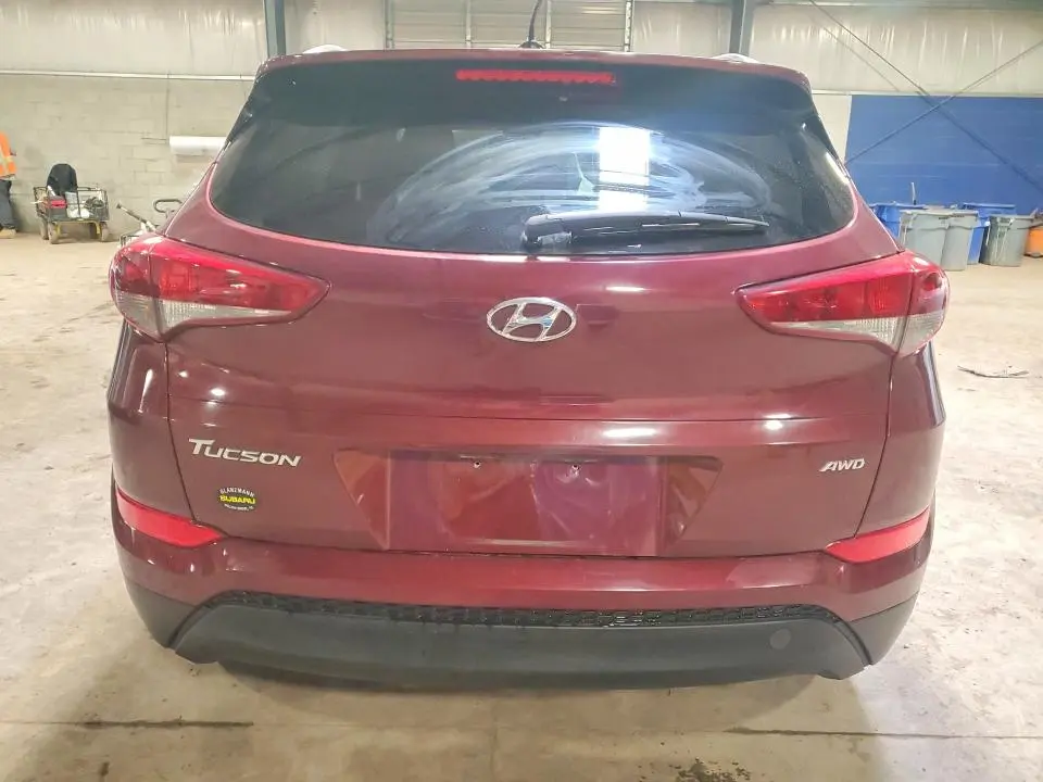 2017 HYUNDAI TUCSON SE  