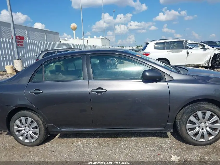2013 TOYOTA COROLLA LE