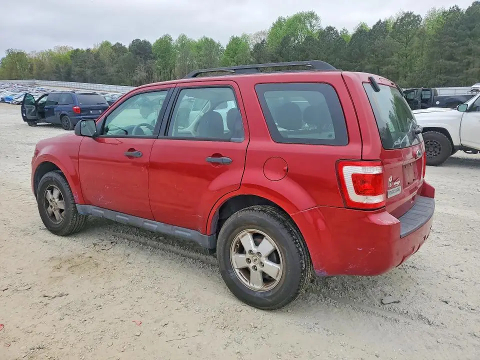 2010 FORD ESCAPE XLS  