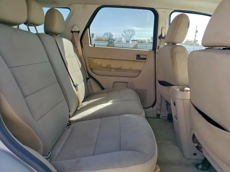 2011 FORD ESCAPE XLT  