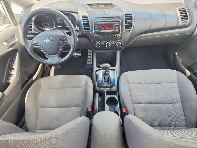 2018 KIA FORTE LX  