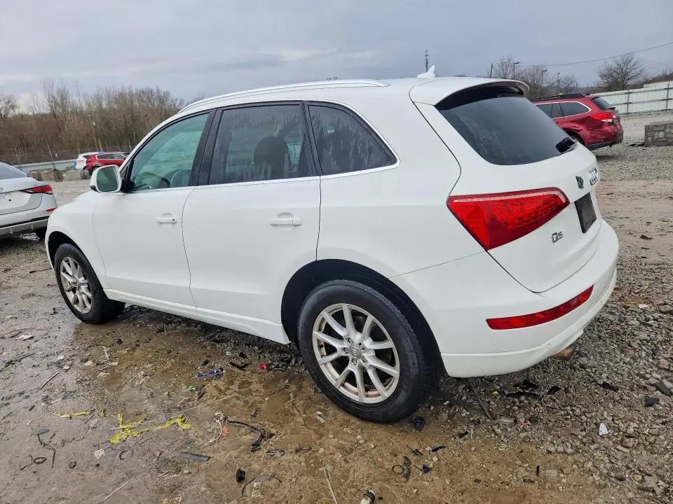 2011 AUDI Q5 PREMIUM PLUS  