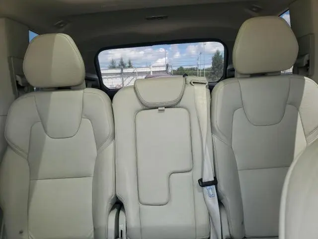 2019 VOLVO XC90 T6 MOMENTUM  